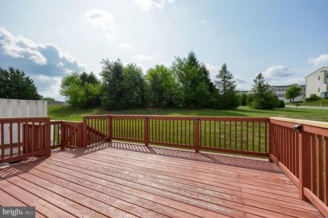 2307 GOLDEN EAGLE DR, York, PA 17408