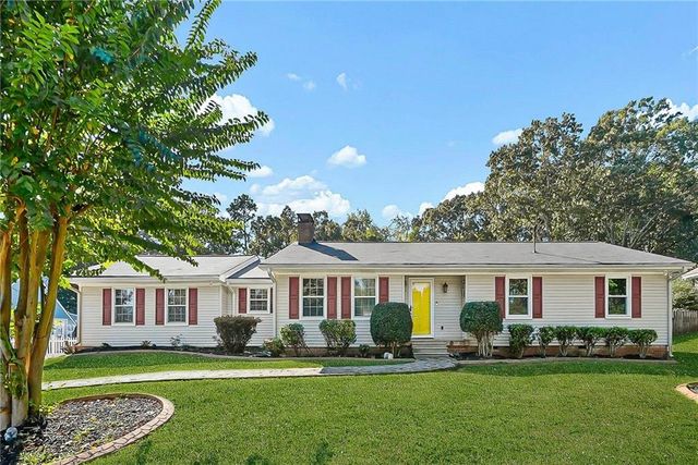 1114 Longwood, Marietta, GA 30008