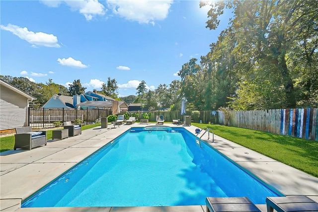 1114 Longwood, Marietta, GA 30008