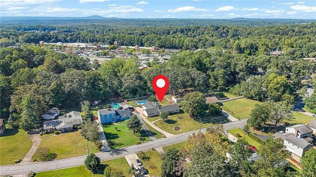 1114 Longwood, Marietta, GA 30008