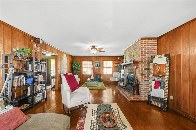 1114 Longwood, Marietta, GA 30008