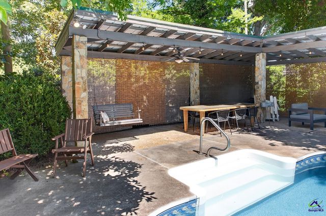 2655 Stanislaus Circle, Macon, GA 31204