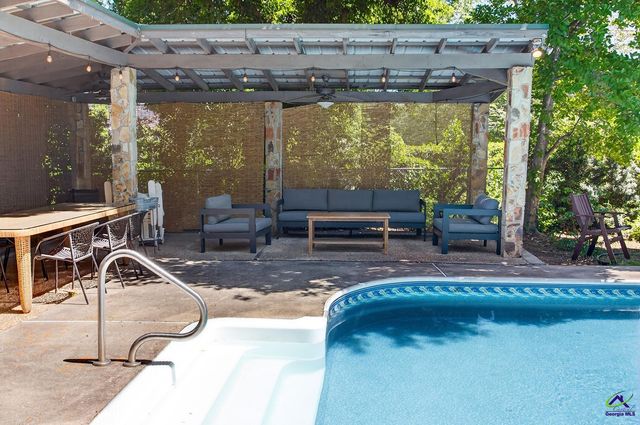 2655 Stanislaus Circle, Macon, GA 31204