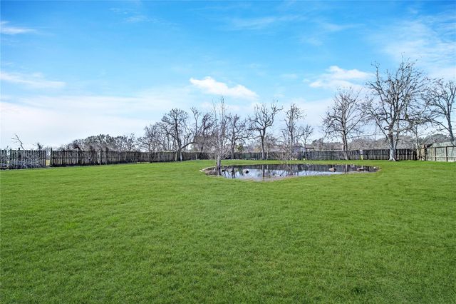 4614 Edgemore Street, Santa Fe, TX 77517