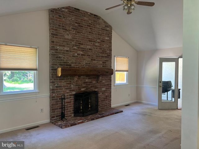 3576 WINDRIDGE DR, Doylestown, PA 18902