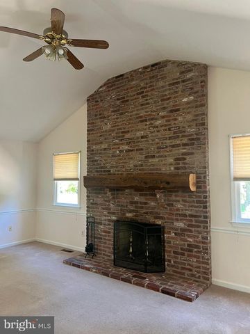 3576 WINDRIDGE DR, Doylestown, PA 18902
