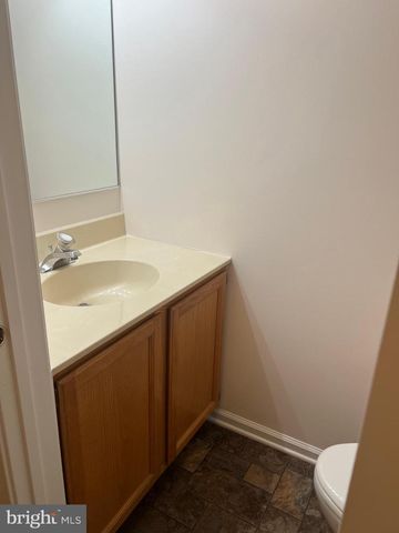 3576 WINDRIDGE DR, Doylestown, PA 18902