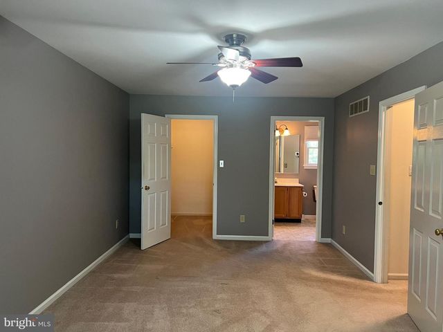 3576 WINDRIDGE DR, Doylestown, PA 18902