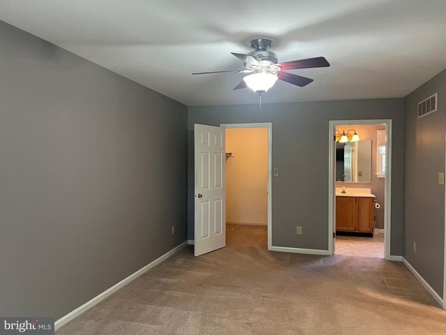 3576 WINDRIDGE DR, Doylestown, PA 18902