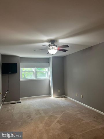 3576 WINDRIDGE DR, Doylestown, PA 18902