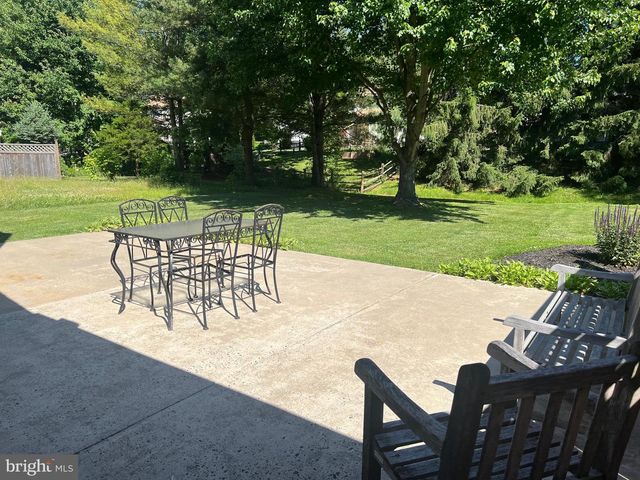 3576 WINDRIDGE DR, Doylestown, PA 18902