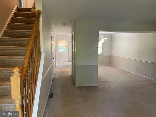 3576 WINDRIDGE DR, Doylestown, PA 18902