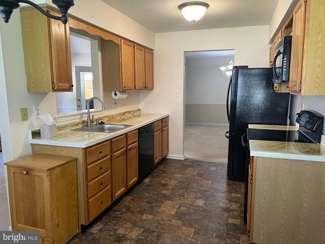 3576 WINDRIDGE DR, Doylestown, PA 18902