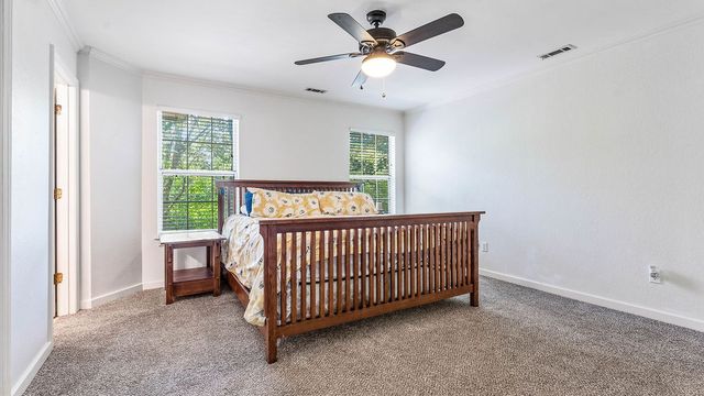 1645 N Charlee Avenue, Fayetteville, AR 72703