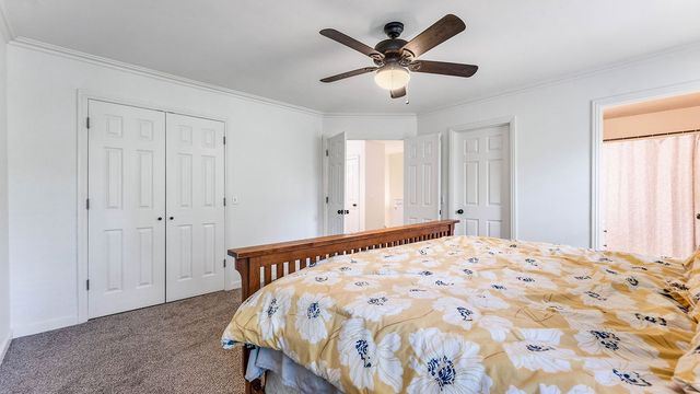 1645 N Charlee Avenue, Fayetteville, AR 72703