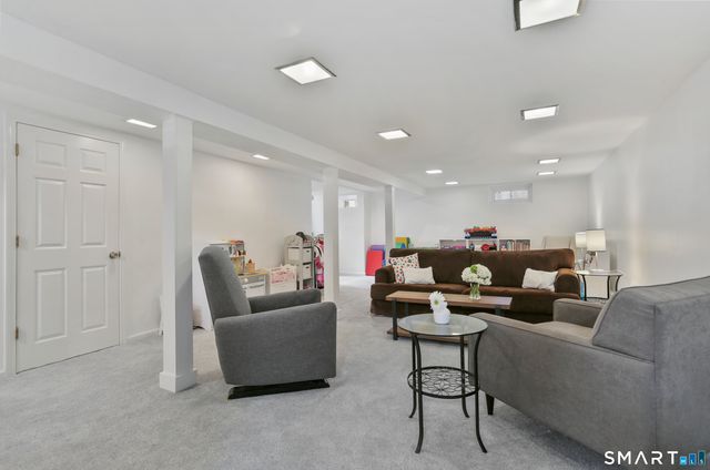 185 Windsor Road, Fairfield, CT 06824