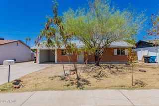 2112 W DAHLIA Drive, Phoenix, AZ 85029