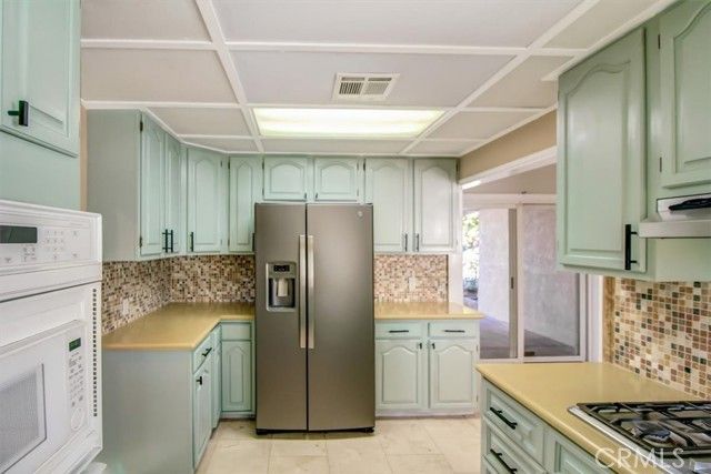 7441 Beckford Avenue, Reseda (los Angeles), CA 91335