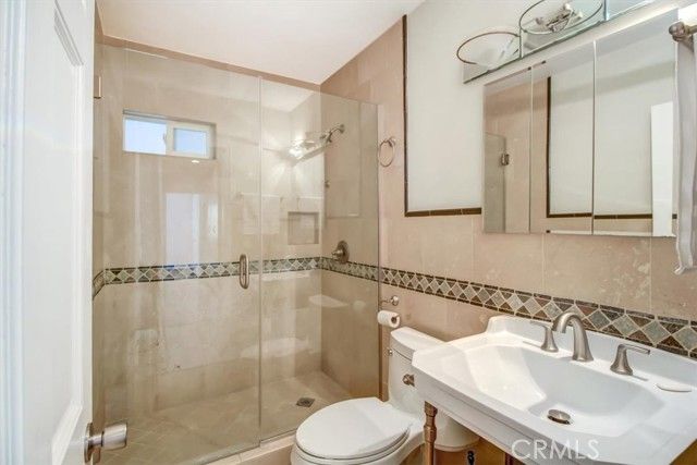 7441 Beckford Avenue, Reseda (los Angeles), CA 91335