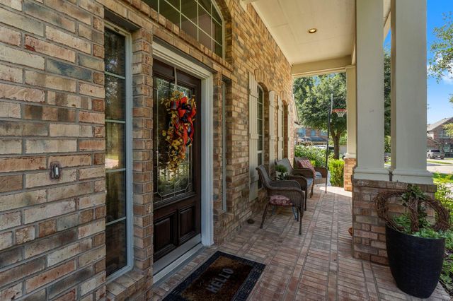 14 Cordella Place, The Woodlands, TX 77382