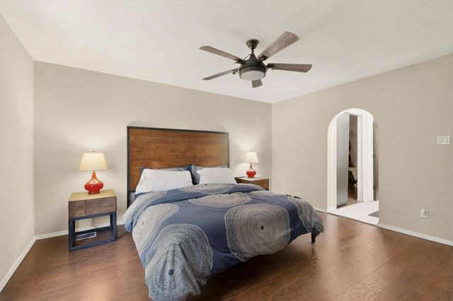 2925 Calle del Res, Santa Fe, NM 87505