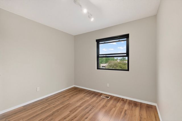 2925 Calle del Res, Santa Fe, NM 87505