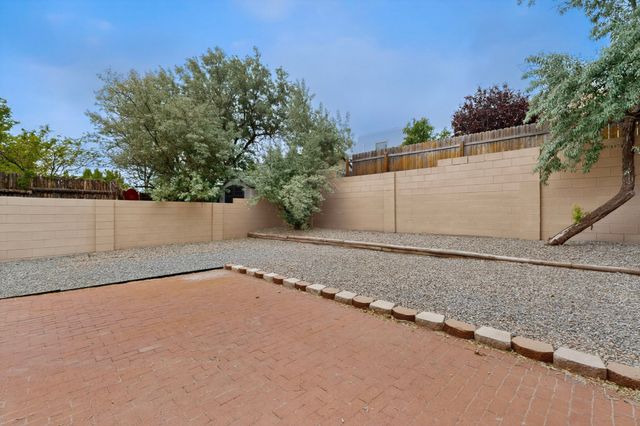 2925 Calle del Res, Santa Fe, NM 87505