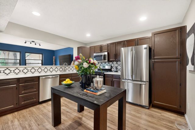 2925 Calle del Res, Santa Fe, NM 87505