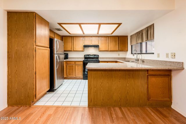 538 S 76TH Place, Mesa, AZ 85208