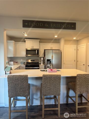 3901 Hyde Loop NE, Olympia, WA 98506