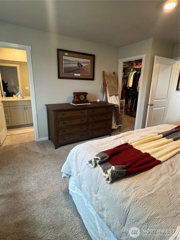 3901 Hyde Loop NE, Olympia, WA 98506