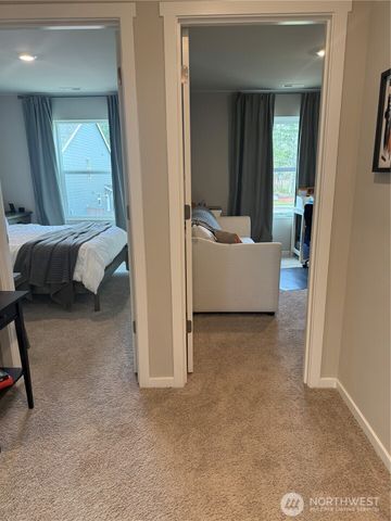 3901 Hyde Loop NE, Olympia, WA 98506