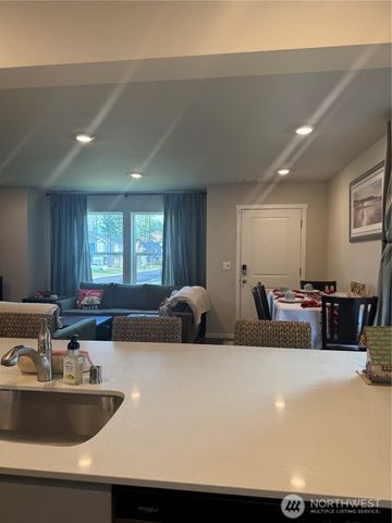 3901 Hyde Loop NE, Olympia, WA 98506