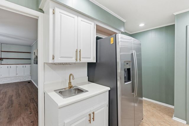 1026 S Claremont Ave, Sherwood, AR 72120