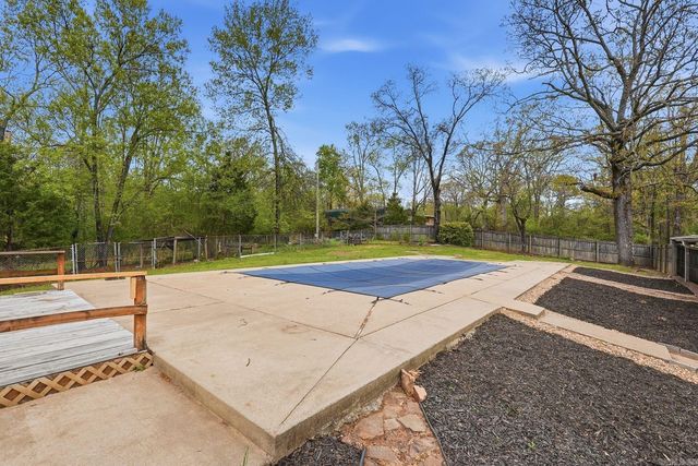 1026 S Claremont Ave, Sherwood, AR 72120