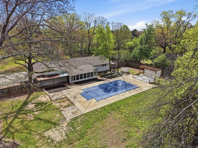 1026 S Claremont Ave, Sherwood, AR 72120