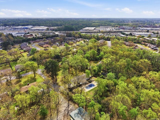 1026 S Claremont Ave, Sherwood, AR 72120