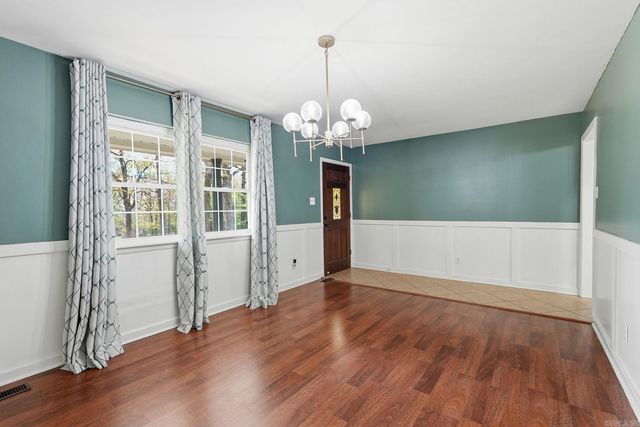 1026 S Claremont Ave, Sherwood, AR 72120