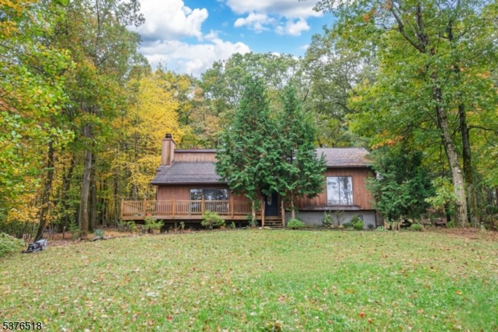 72 Flanders Drakestown Rd, Mount Olive Twp., NJ 07836