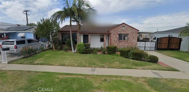 1805 N Central, Los Angeles, CA 90059