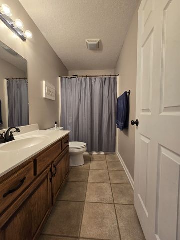 1664 Farley Drive, Tunnel Hill, GA 30755