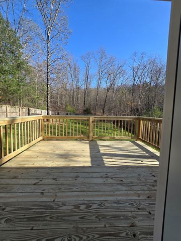 1664 Farley Drive, Tunnel Hill, GA 30755