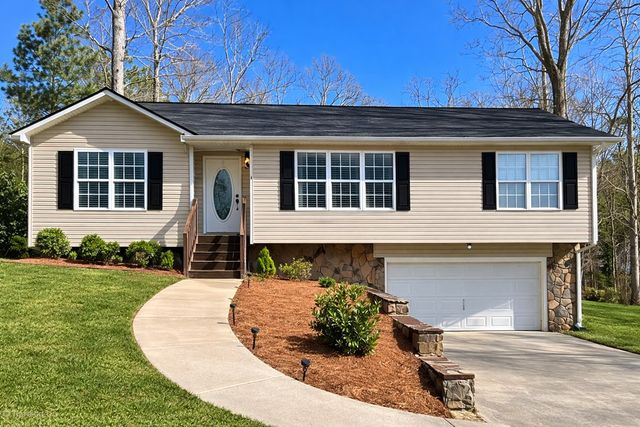 1664 Farley Drive, Tunnel Hill, GA 30755