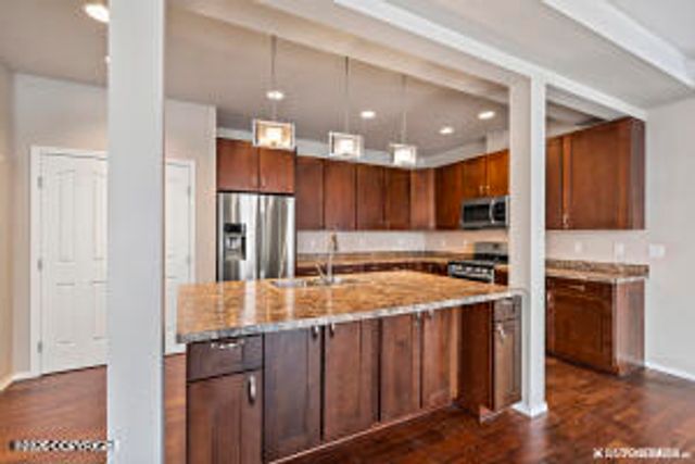 1007 Northpointe Bluff Drive, Anchorage, AK 99501