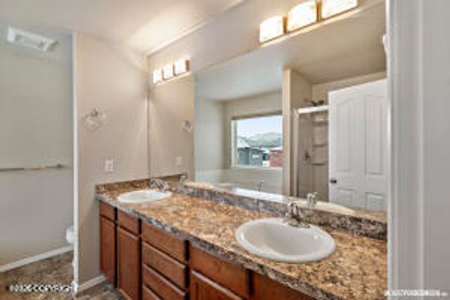 1007 Northpointe Bluff Drive, Anchorage, AK 99501