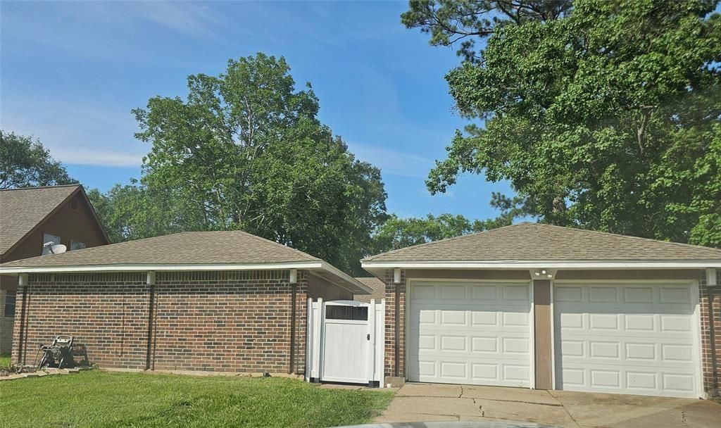17210 Cutter Way, Crosby, TX 77532