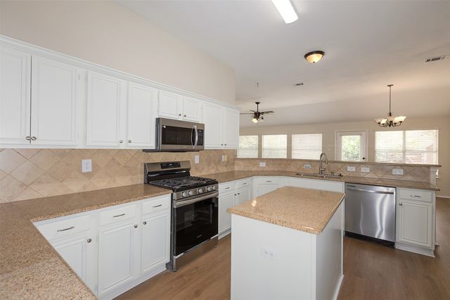1321 Mustang Drive, Lewisville, TX 75067