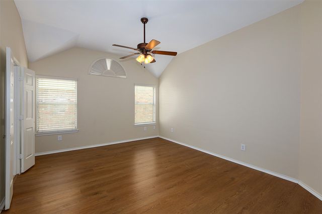 1321 Mustang Drive, Lewisville, TX 75067