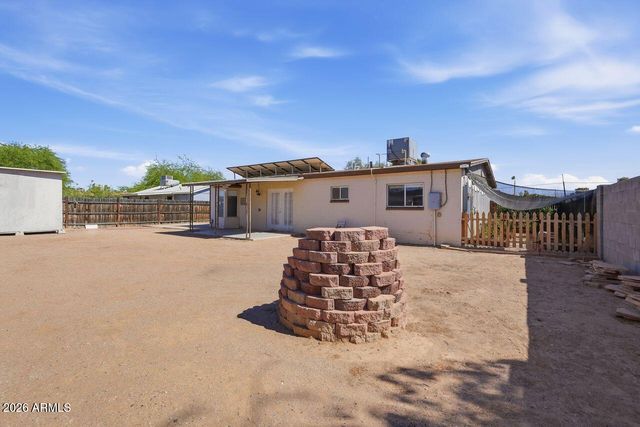 3202 W ACAPULCO Lane, Phoenix, AZ 85053