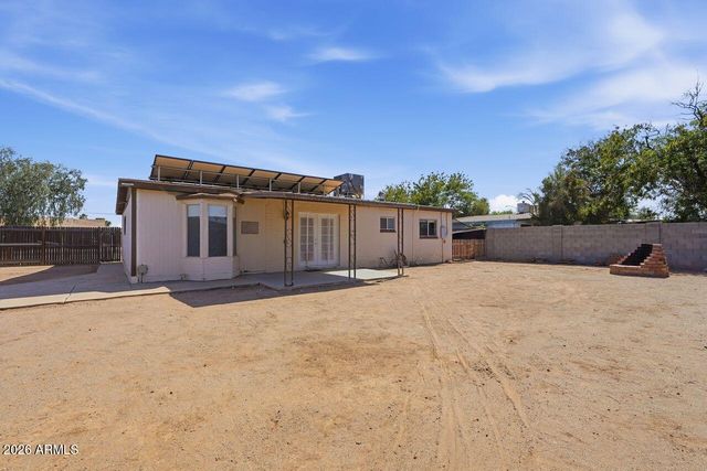3202 W ACAPULCO Lane, Phoenix, AZ 85053